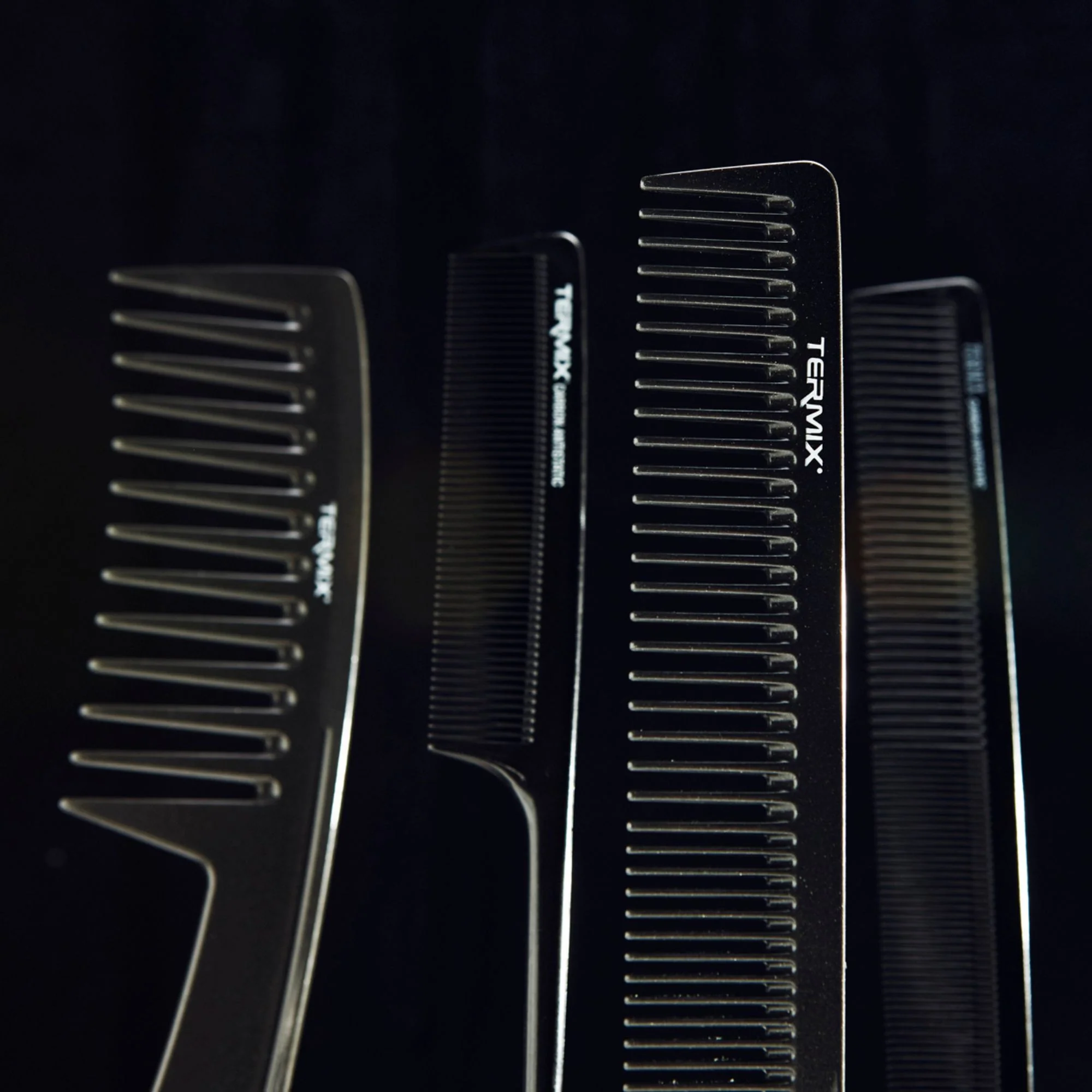 Peine Profesional Termix Carbono con Púa #820 - Image 5